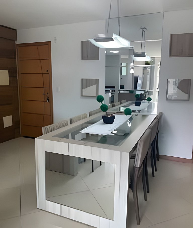 Lindo Apto na Praia de Bombas.