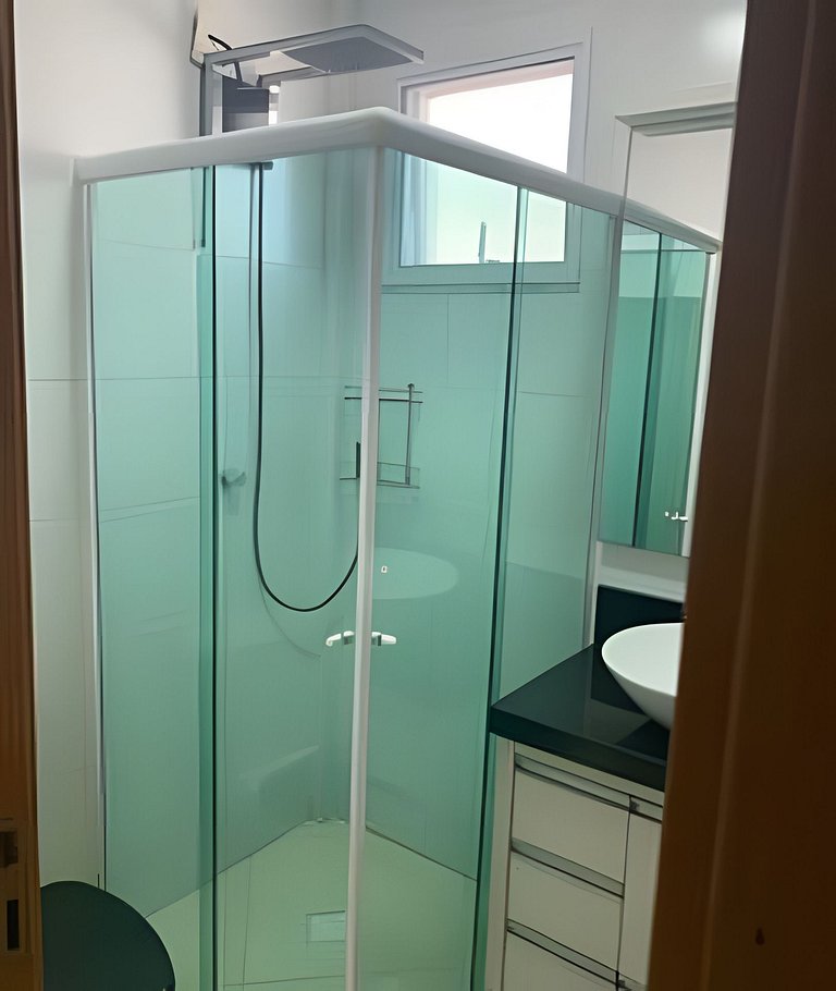 Lindo Apto na Praia de Bombas.