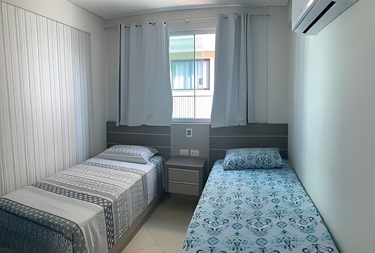 Lindo Apto na Praia de Bombas.