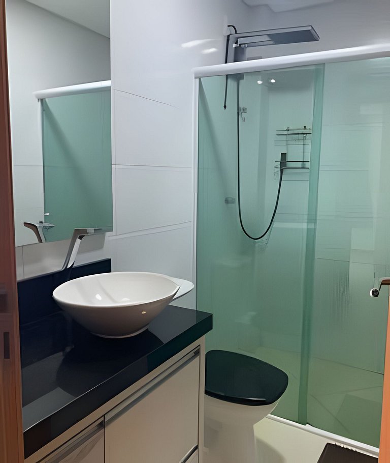 Lindo Apto na Praia de Bombas.