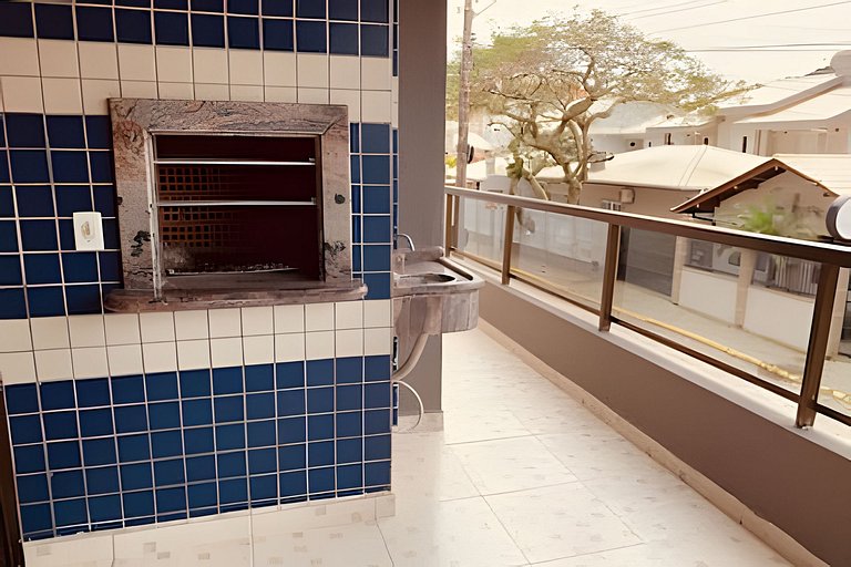 Apartamento no Centro de Bombinhas a 100m da Praia