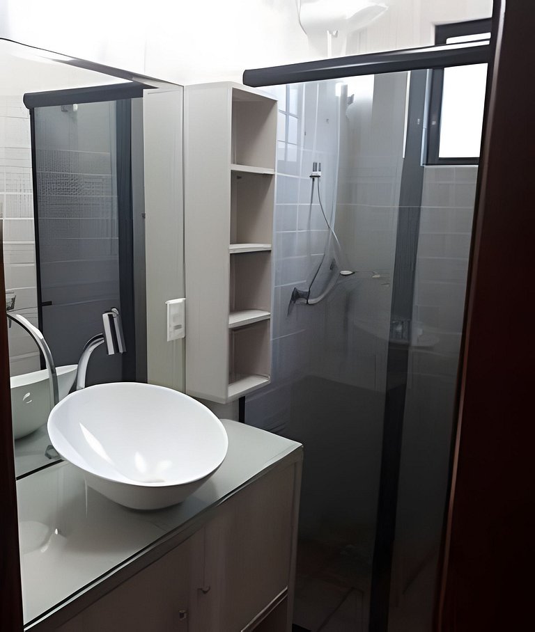 Apartamento a 60 metros da praia em Bombas.