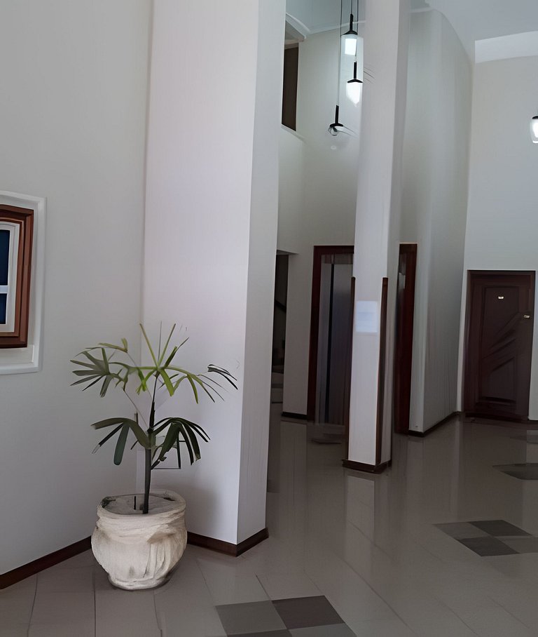 Apartamento a 60 metros da praia em Bombas.