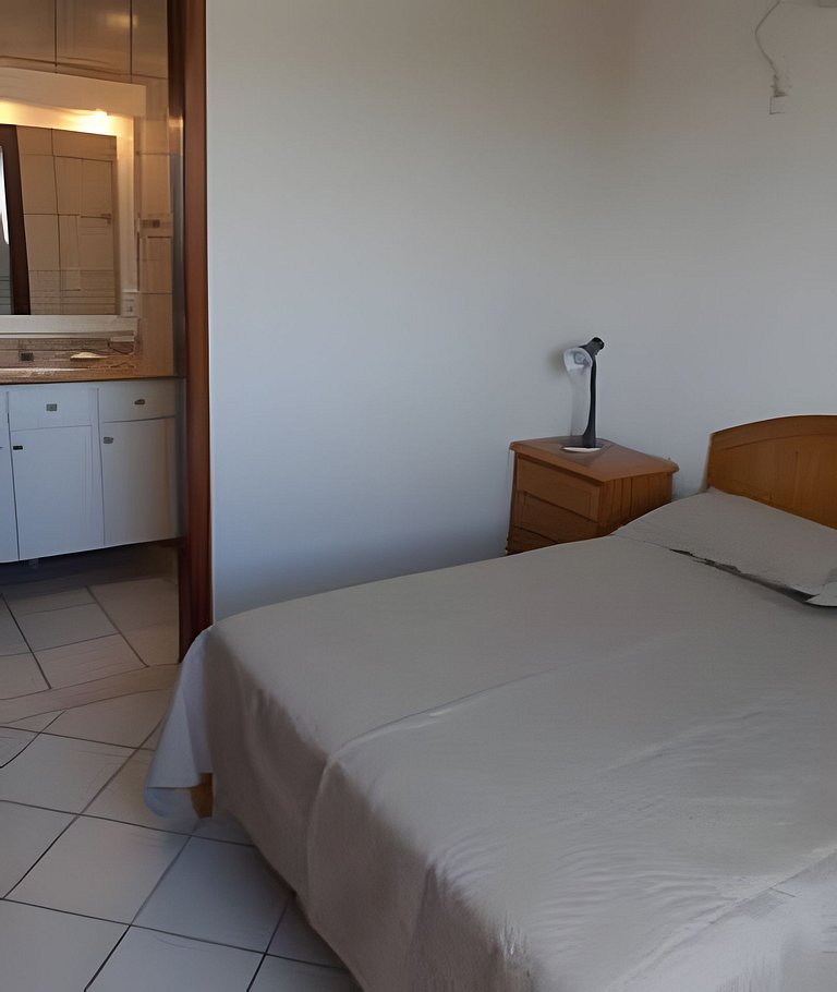 Apto de 3 dorm. com Vista para o Mar