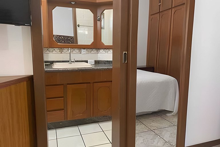 Linda Casa Beira Mar, Centro de Bombinhas SC.