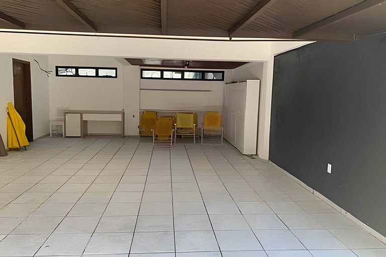 Linda Casa Beira Mar, Centro de Bombinhas SC.